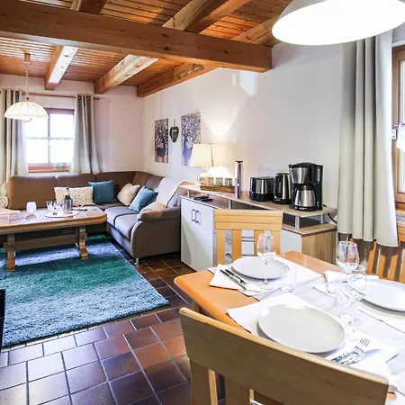 Vakantiehuis Lovely In With Kitchen