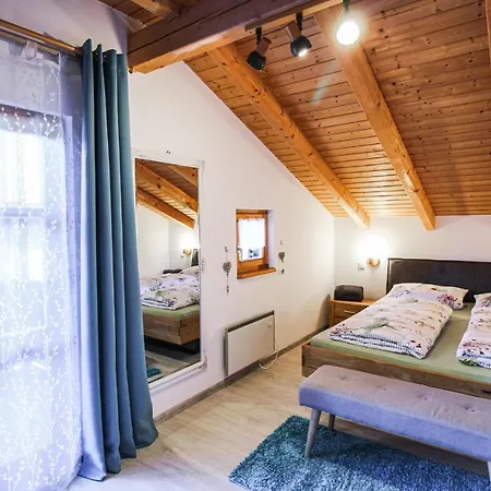 Vakantiehuis Lovely In With Kitchen *