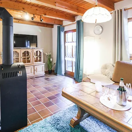 Vakantiehuis Lovely In With Kitchen *