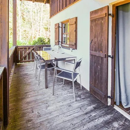 Vakantiehuis Lovely In With Kitchen *
