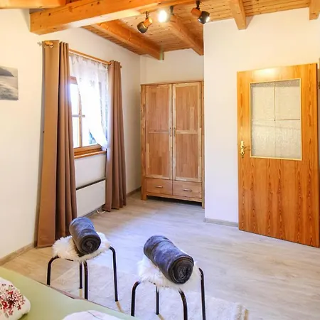 Lovely In With Kitchen * Regen
